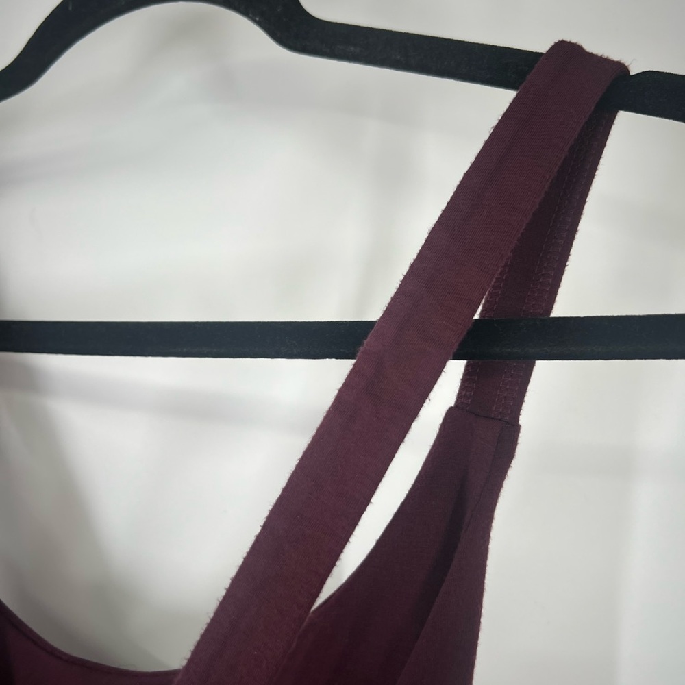 Imbodhi Bodhi Jumper in Burgundy - Picture 9 of 10